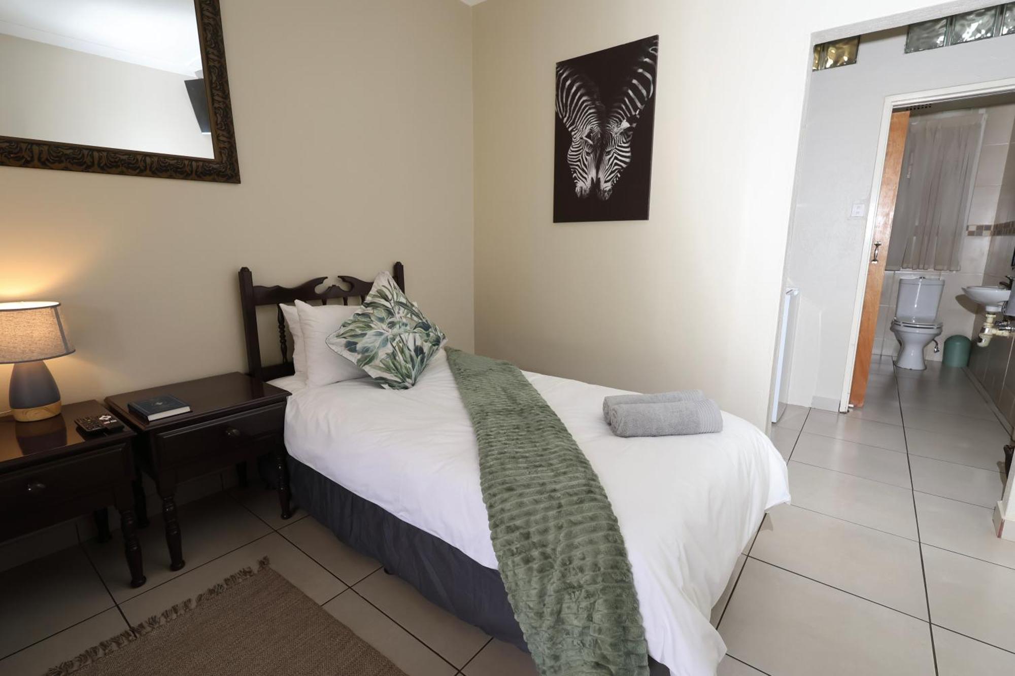 マレラネ Hhusha Hhusha Bed & Breakfast エクステリア 写真